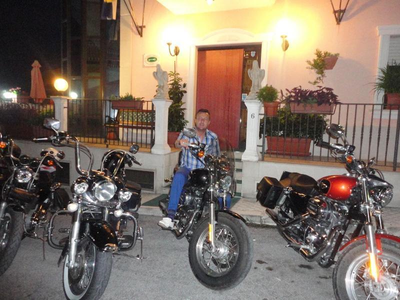 Hotel Carriera San Giovanni Rotondo Dış mekan fotoğraf